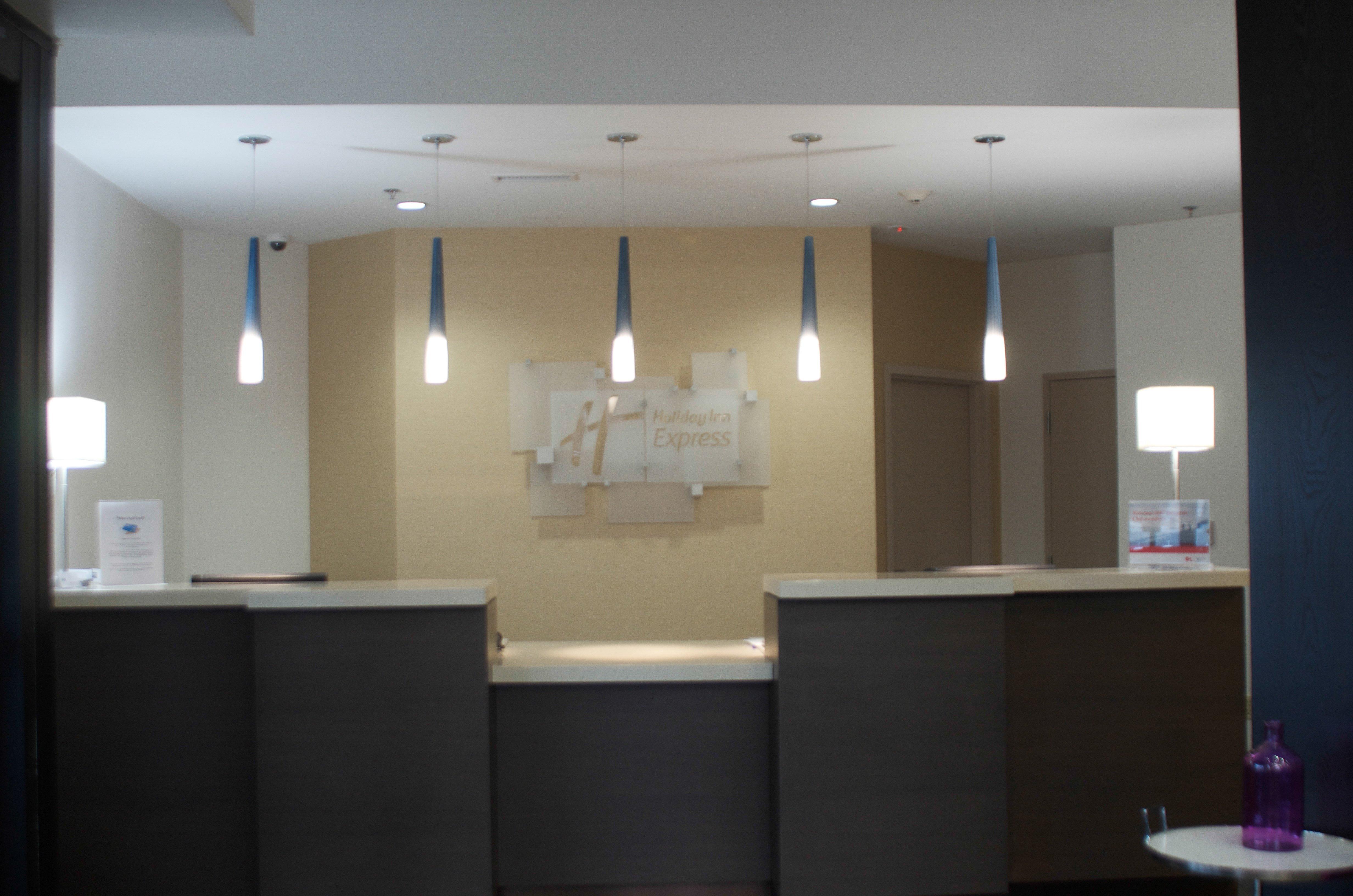 Holiday Inn Express Hickory - Hickory Mart By Ihg Bagian luar foto